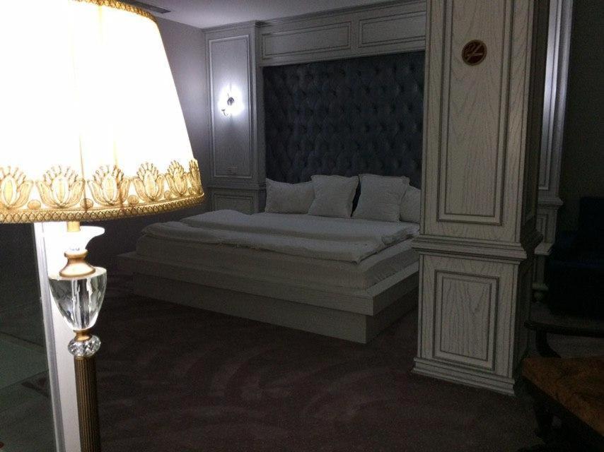 Hotel Shedevr Plaza Namangan Exterior foto