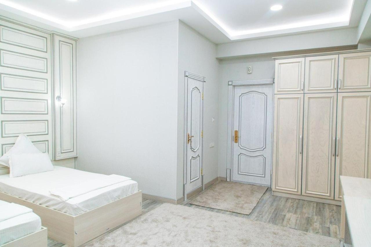 Hotel Shedevr Plaza Namangan Exterior foto